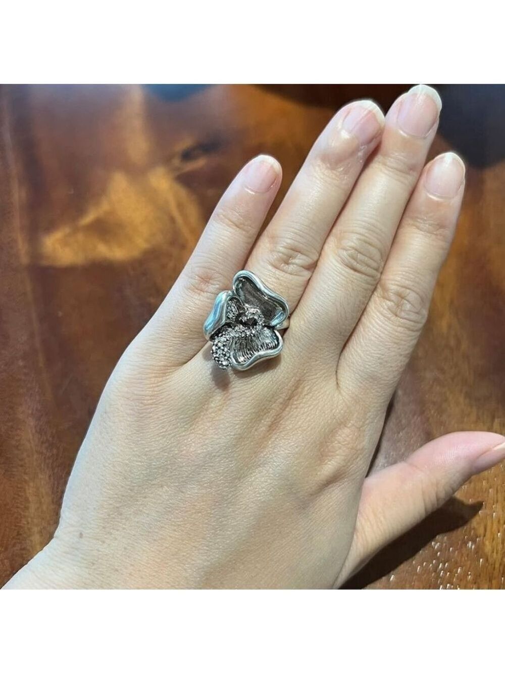 Silver Color Flower Ring - Picture 2 of 6